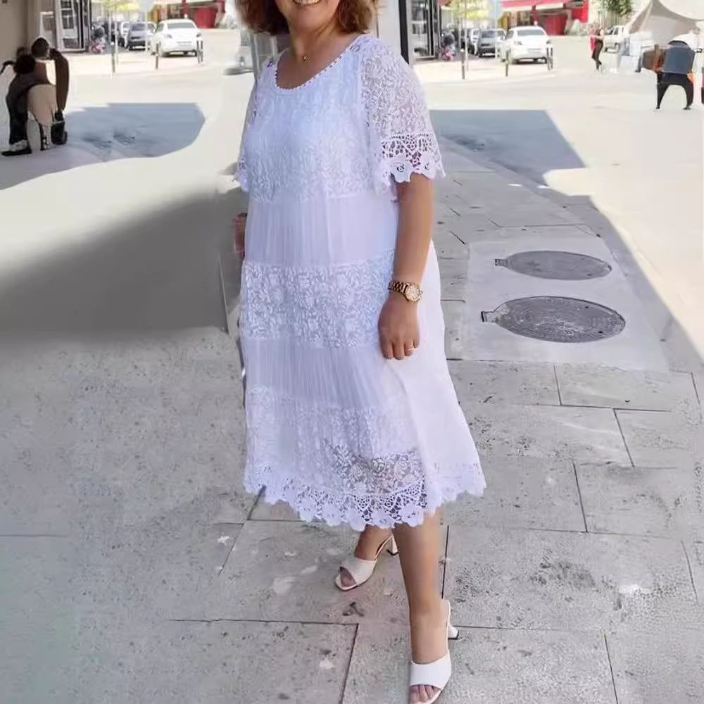 Damen nan Midikleid mit Spitzenstufen, Plissee‑Einsätzen und kurzen Trompetenärmeln Echo Archiv