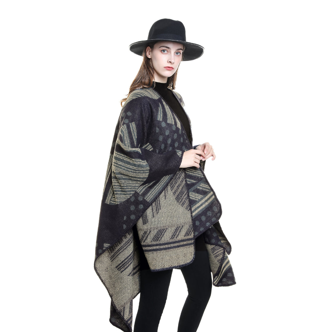 Damen Jacquard‑Ruana mit grafischem Muster und Kettelkante – Montévia