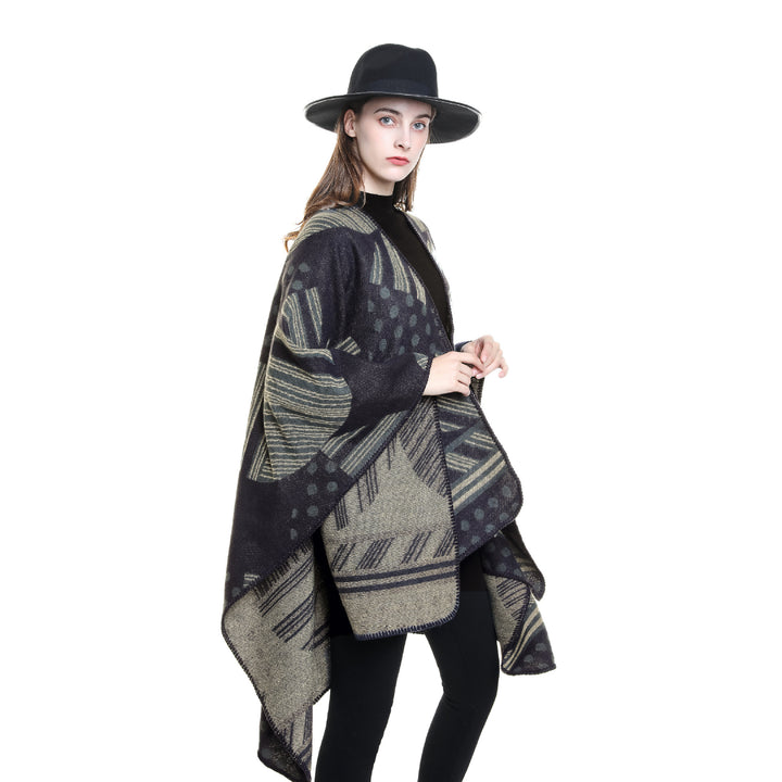 Damen Jacquard‑Ruana mit grafischem Muster und Kettelkante Echo Archiv