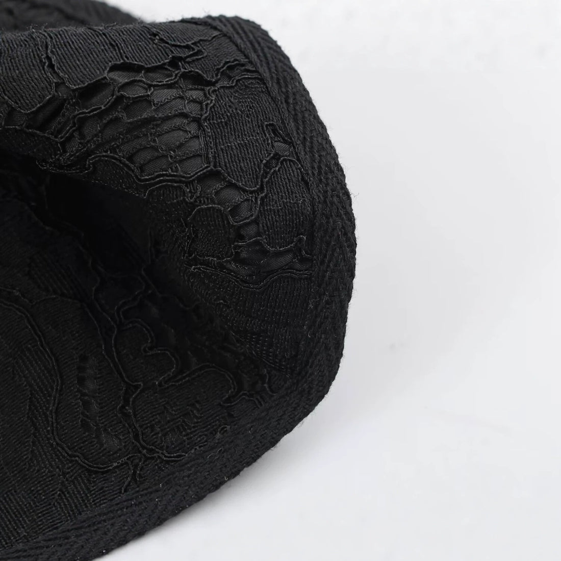 Damen Transparente Spitzenbluse mit Stehkragen, Puffärmeln und Manschetten Echoarchiv