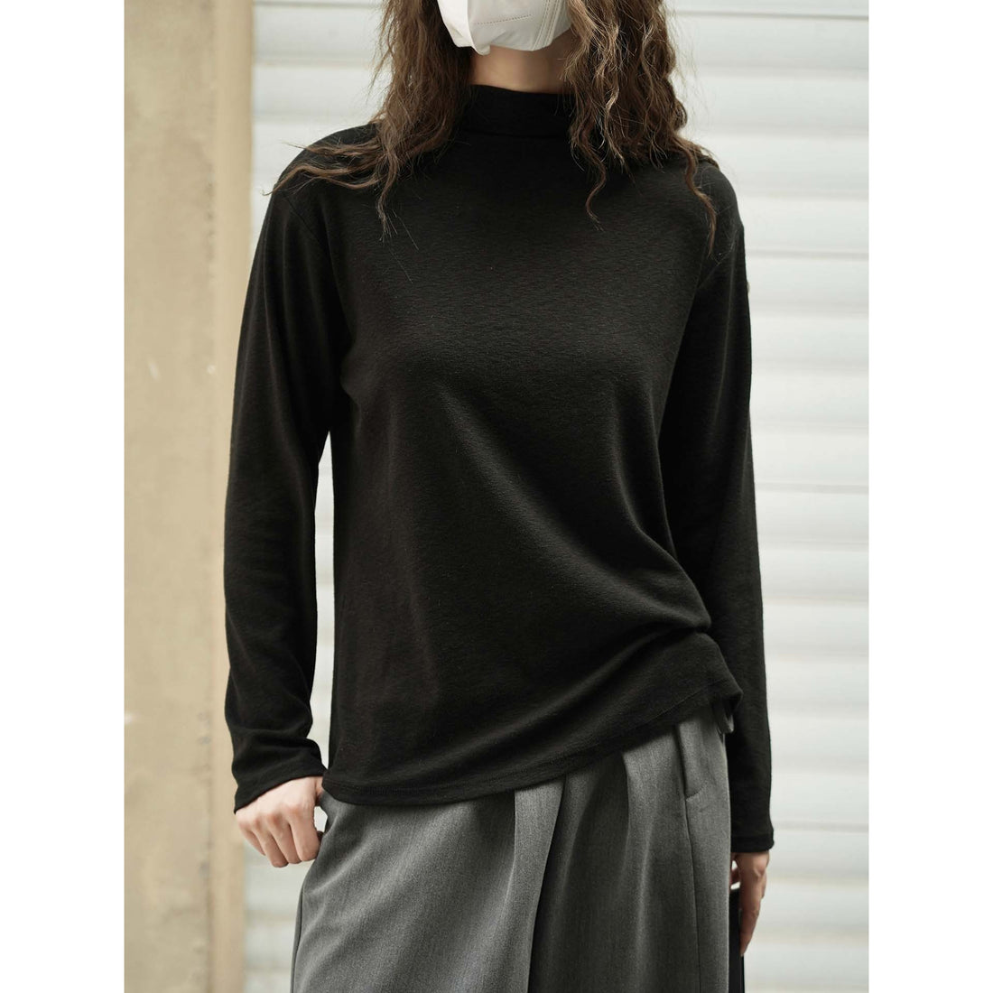Damen Fein gestricktes Relaxed-Longsleeve mit hohem Stehkragen aus Baumwollmix Echoarchiv
