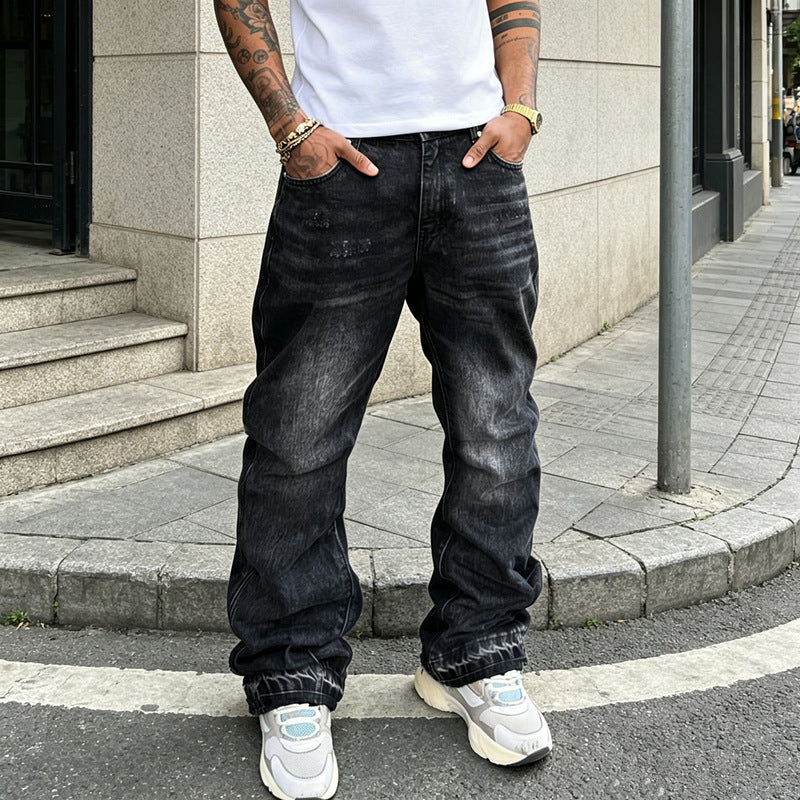 Herren Lässige Denim-Jeans mit Destroyed-Details Echoarchiv