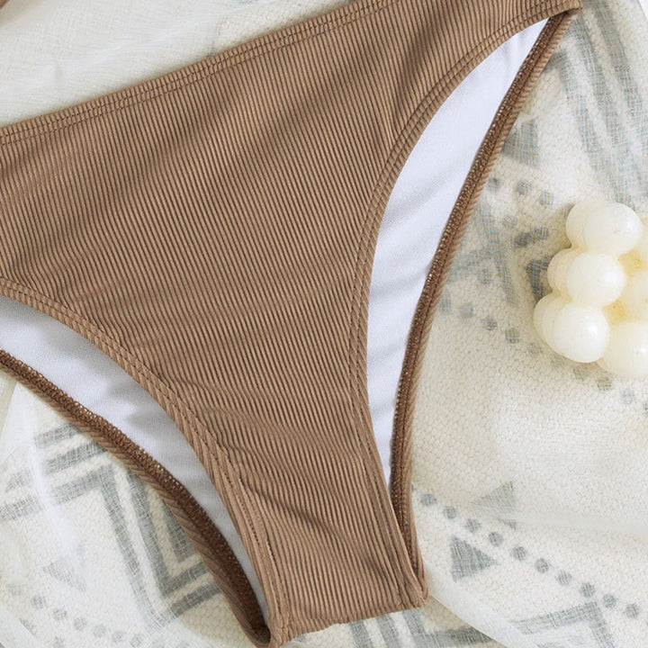 Damen Triangel-Bikini mit innovativem Schnitt und hohem Tragekomfort Echo Archiv