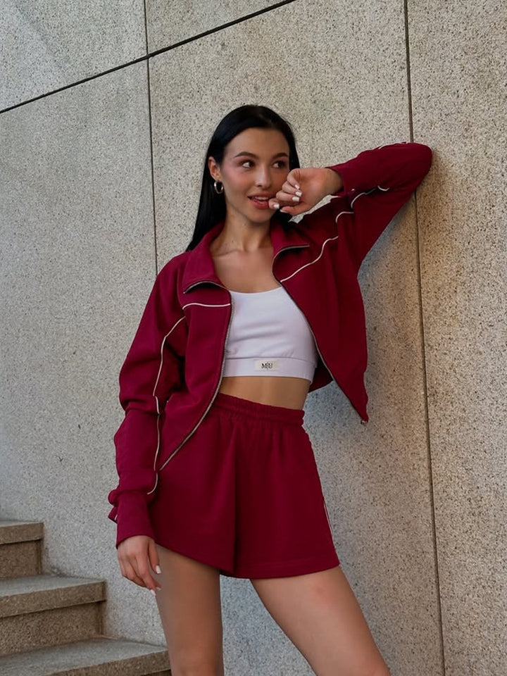 Damen nan athletischer Zweiteiler mit formendem Sportbustier, taillierter Highwaist-Sweatshorts und Zip-Hoodie Echo Archiv