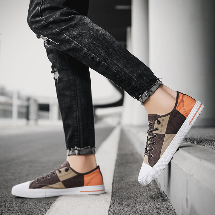 Herren Lässige Low‑Top Canvas‑Sneaker mit geometrischem Colorblock‑Design und verstärkter Zehenkappe Echoarchiv