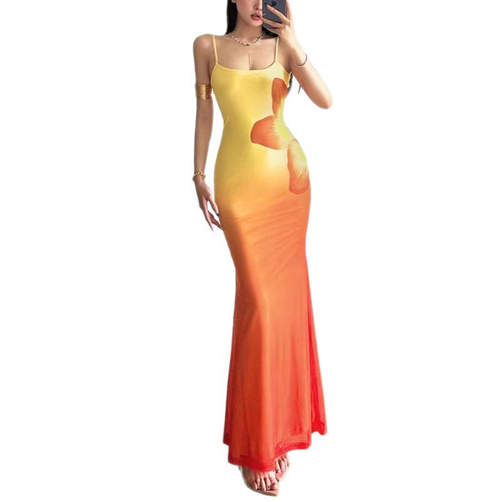 Damen figurbetontes Abendkleid mit Spaghettiträgern und Farbverlauf Echo Archiv