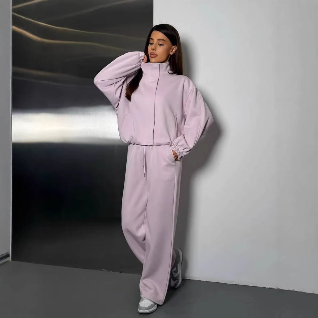 Damen gekürztes Reißverschluss-Hoodie mit Stehkragen und hochgeschnittener Kordel-Jogginghose – Auréline