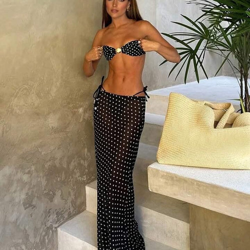 Damen Bandeau-Bikini mit modischer Schnittführung Echo Archiv