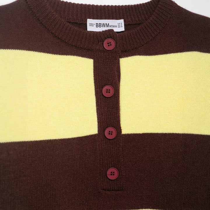 Damen Gestreifter Grobstrick-Pullover im Boxy-Cropped-Schnitt mit Henley-Knopfleiste Echoarchiv