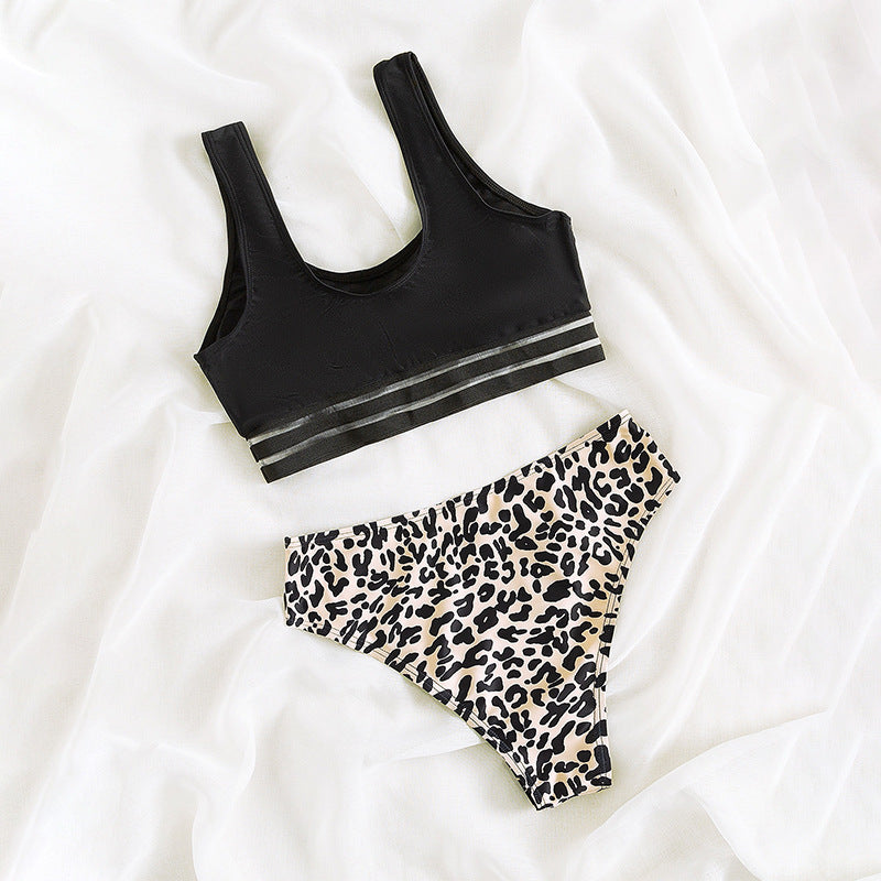 Damen Bikini-Set mit trendigem Animal-Print und sportlichem Crop-Oberteil Echo Archiv