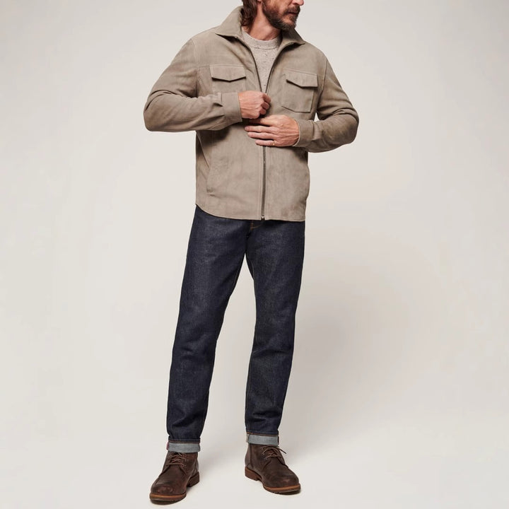Herren elegante Wildlederjacke mit praktischen Brusttaschen Echoarchiv