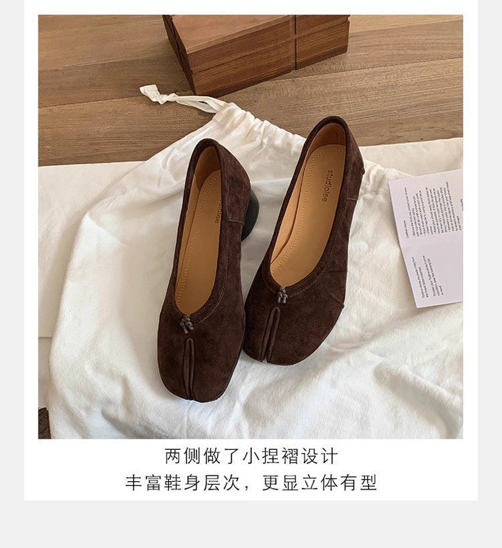Damen Ballerinas mit spezieller Zehenöffnung und komfortablem Blockabsatz Echoarchiv