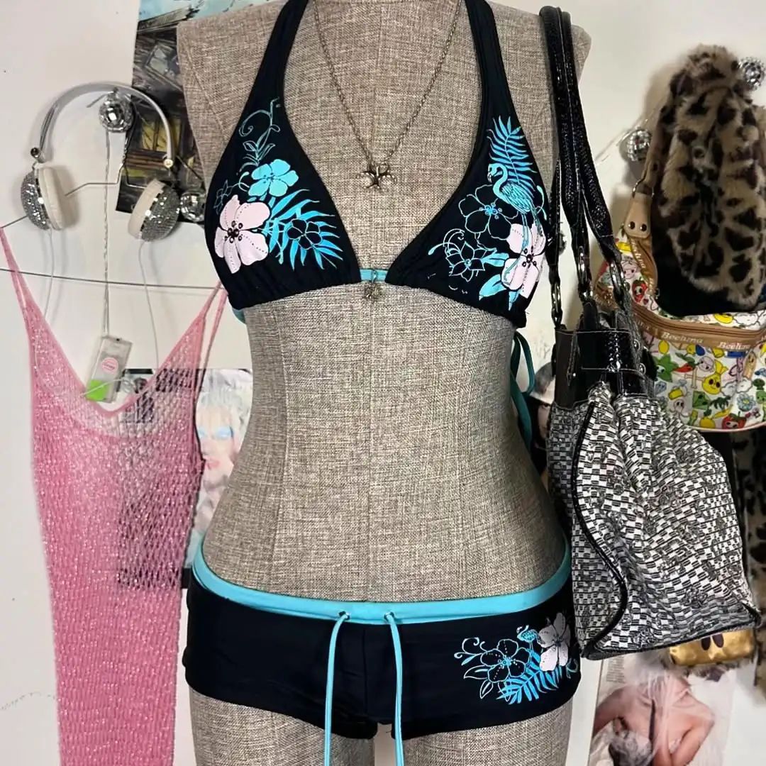 Damen-Bikini-Set mit floralem Design und verstellbaren Trägern Echo Archiv