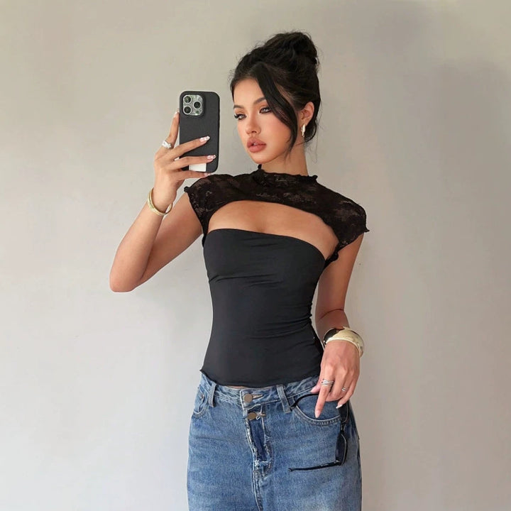 Damen Body mit Spitzenkragen und enganliegendem Schnitt Echo Archiv