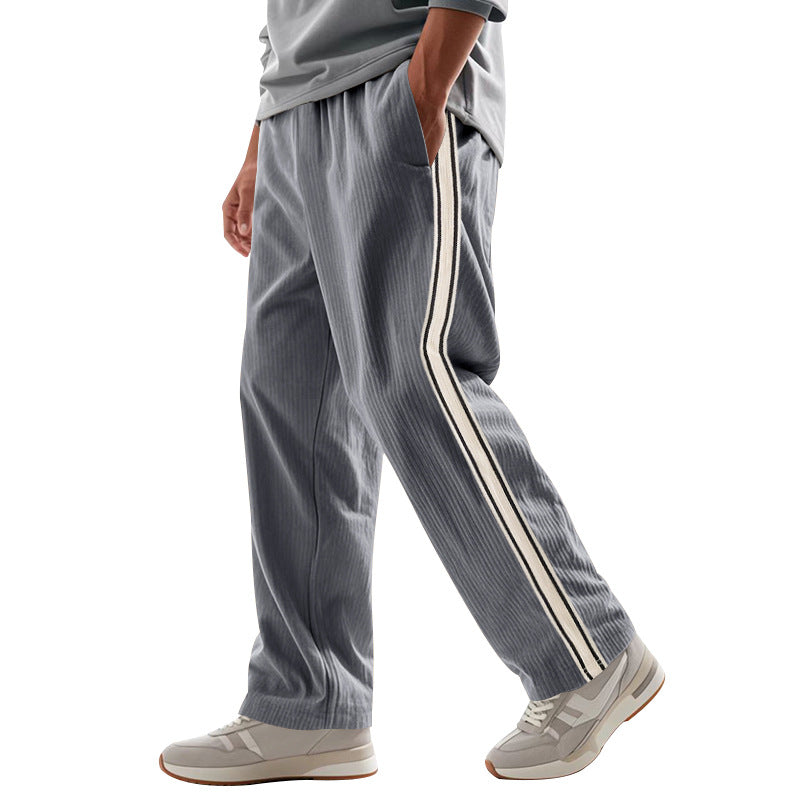 Herren Entspannte Cordoptik-Trackpants mit Seitenstreifen, Gummibund & Kordelzug – Sorevano
