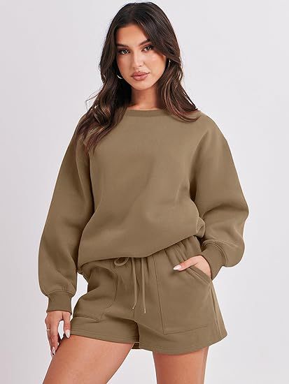 Damen Lässiges Sweatset mit Oversize‑Sweatshirt und hochgeschnittenen Shorts Echo Archiv