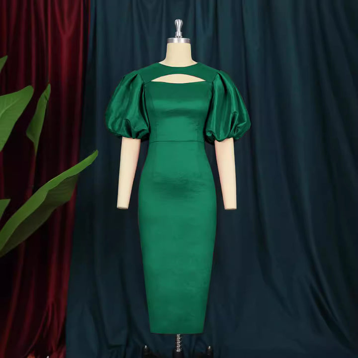 Damen figurbetontes Kleid mit Puffärmeln und Schlüssel-Ausschnitt Echo Archiv