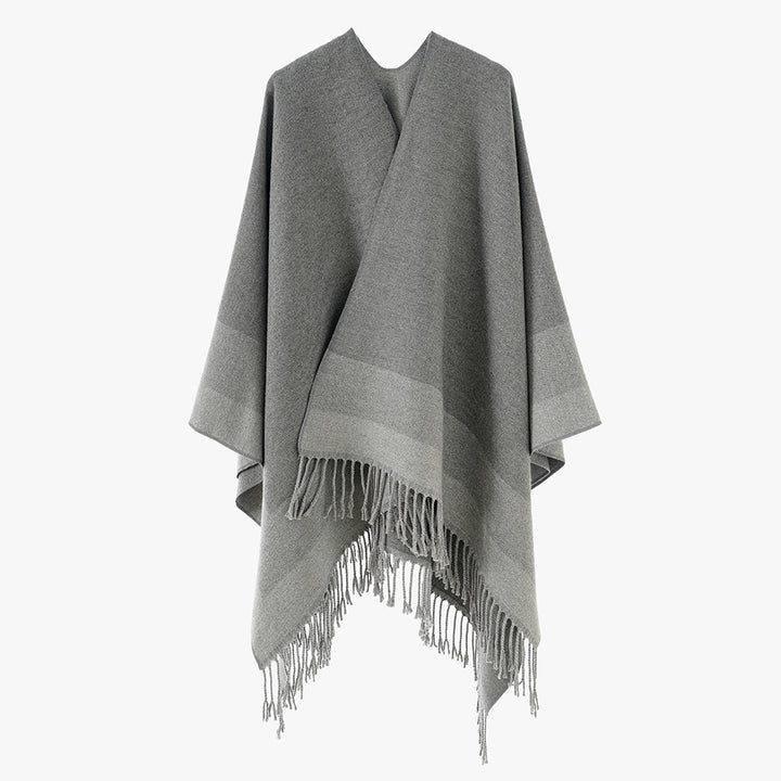 Damen Rechteckiger Wollmix‑Poncho mit offener Front, feiner Kettelnaht und Fransensaum – Avérine