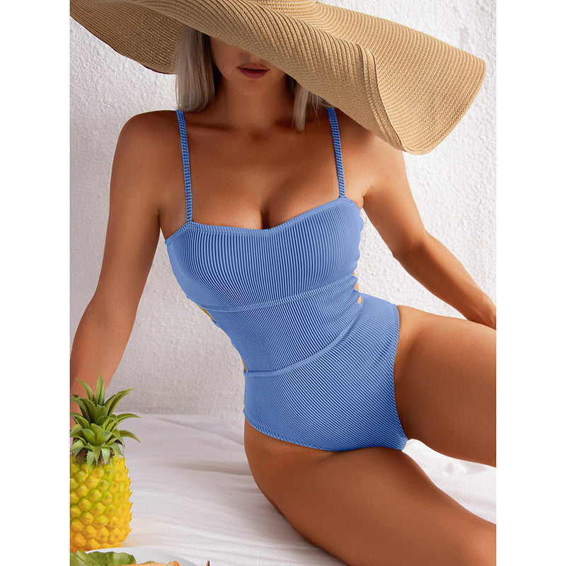 Damen Einteiler Badeanzug mit elegantem Rippendesign und figurschmeichelnder Silhouette Echo Archiv