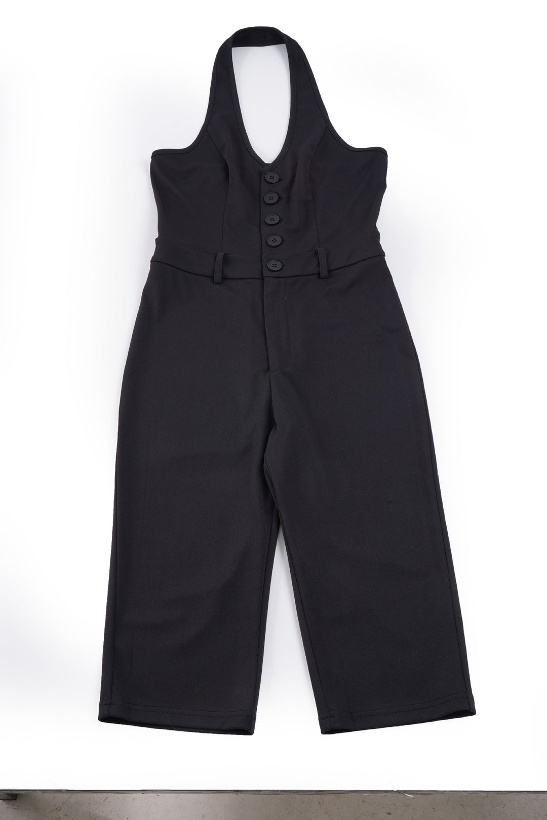 Damen figurbetonter Jumpsuit mit elegantem Halterneck und Knopfleiste Echo Archiv