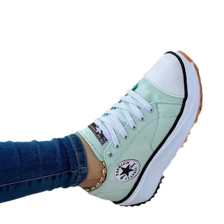 Damen Canvas-Plateau-Sneaker mit gezackter Profilsohle Echoarchiv