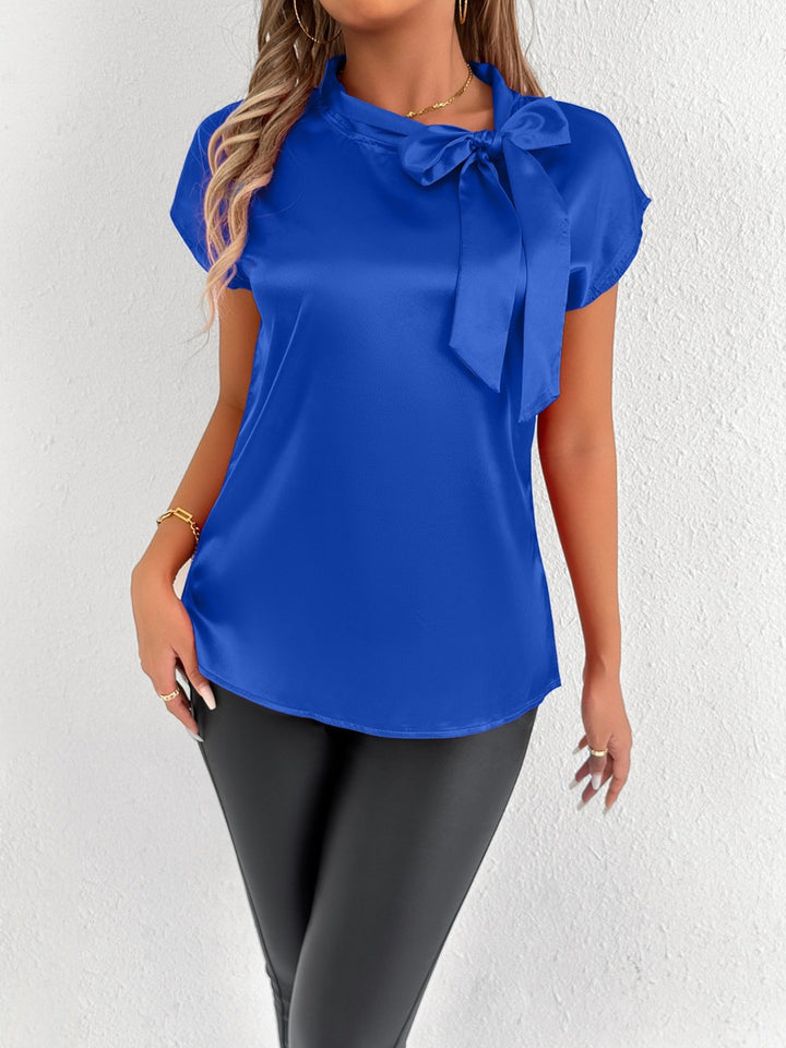 Damen Elegantes Top mit Schleifendetail und Stehkragen Echo Archiv