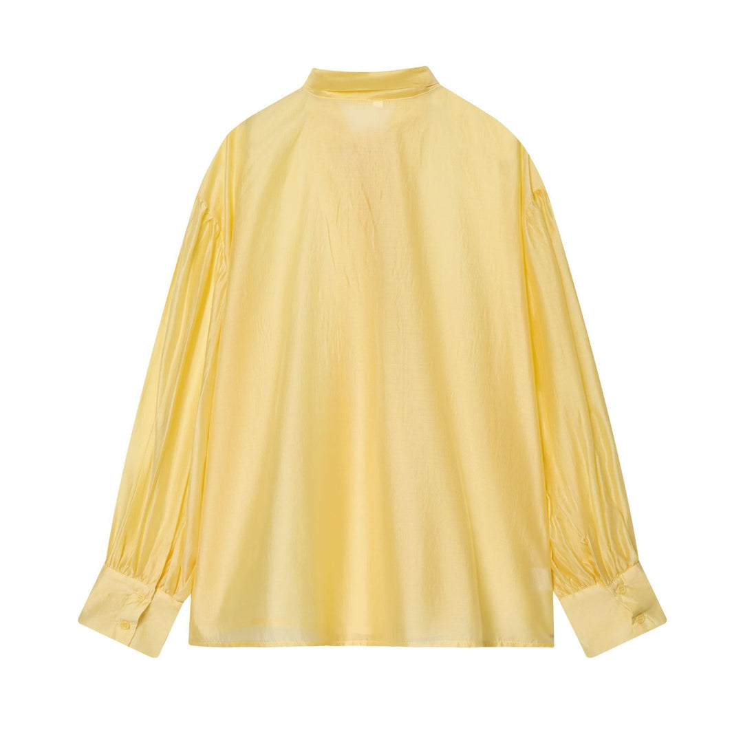 Damen Bluse mit Schleifenkragen und voluminösen Ballonärmeln Echoarchiv