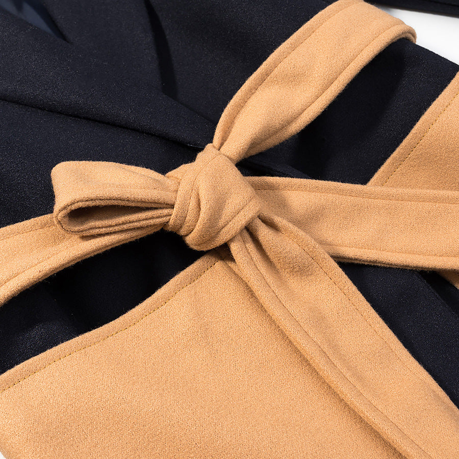 Damen Kurzmantel mit Bindegürtel, Kontrasttaschen und Kunstfellmanschetten Echo Archiv