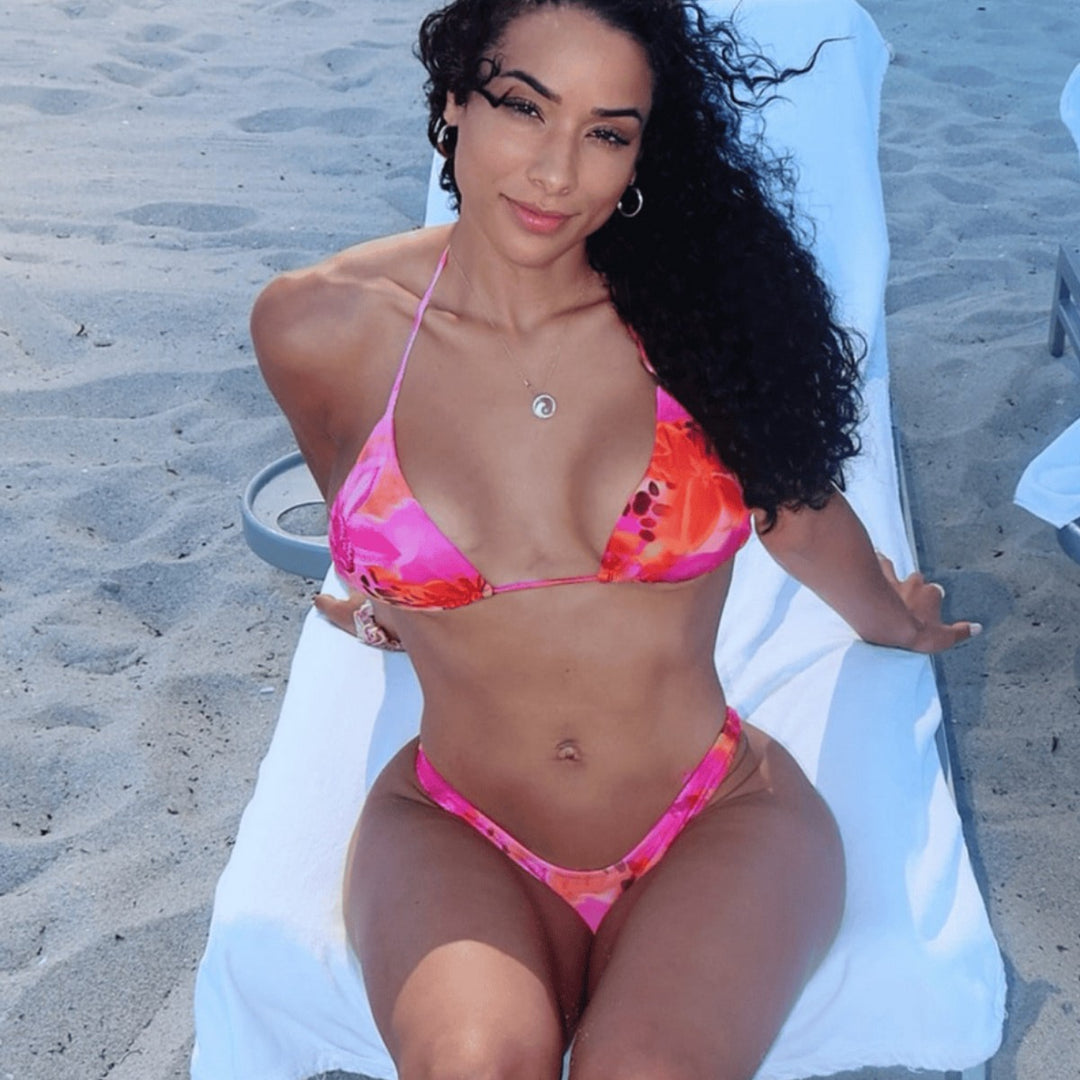 Damen Triangel-Bikini mit elegantem Hochschnitt Echo Archiv