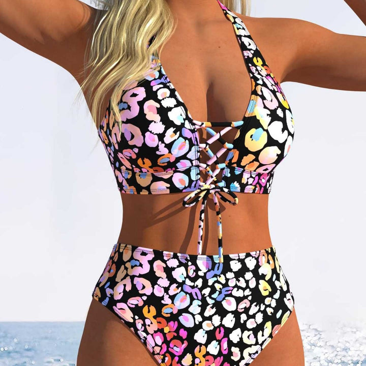 Damen Bikini-Set mit hoch tailliertem Schnitt und verspieltem Schnürdetail Echo Archiv