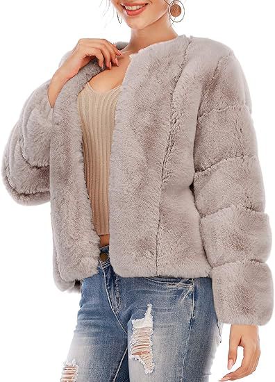 Damen Kurze Plüsch-Bomberjacke aus Kunstpelz mit kastiger Silhouette und Paneelärmeln Echo Archiv