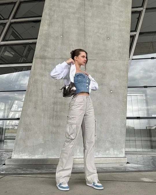 Damen nan weite High-Waist Cargo-Hose mit aufgesetzten Pattentaschen und geradem Bein Echo Archiv