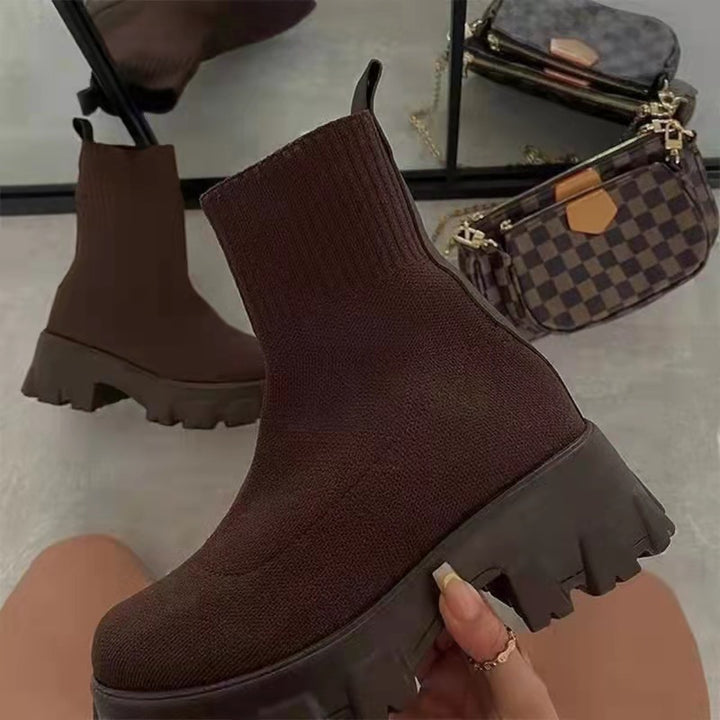 Damen Sock-Ankle-Boots mit grobem Offroad-Profil und elastischem Strickschaft Echo Archiv