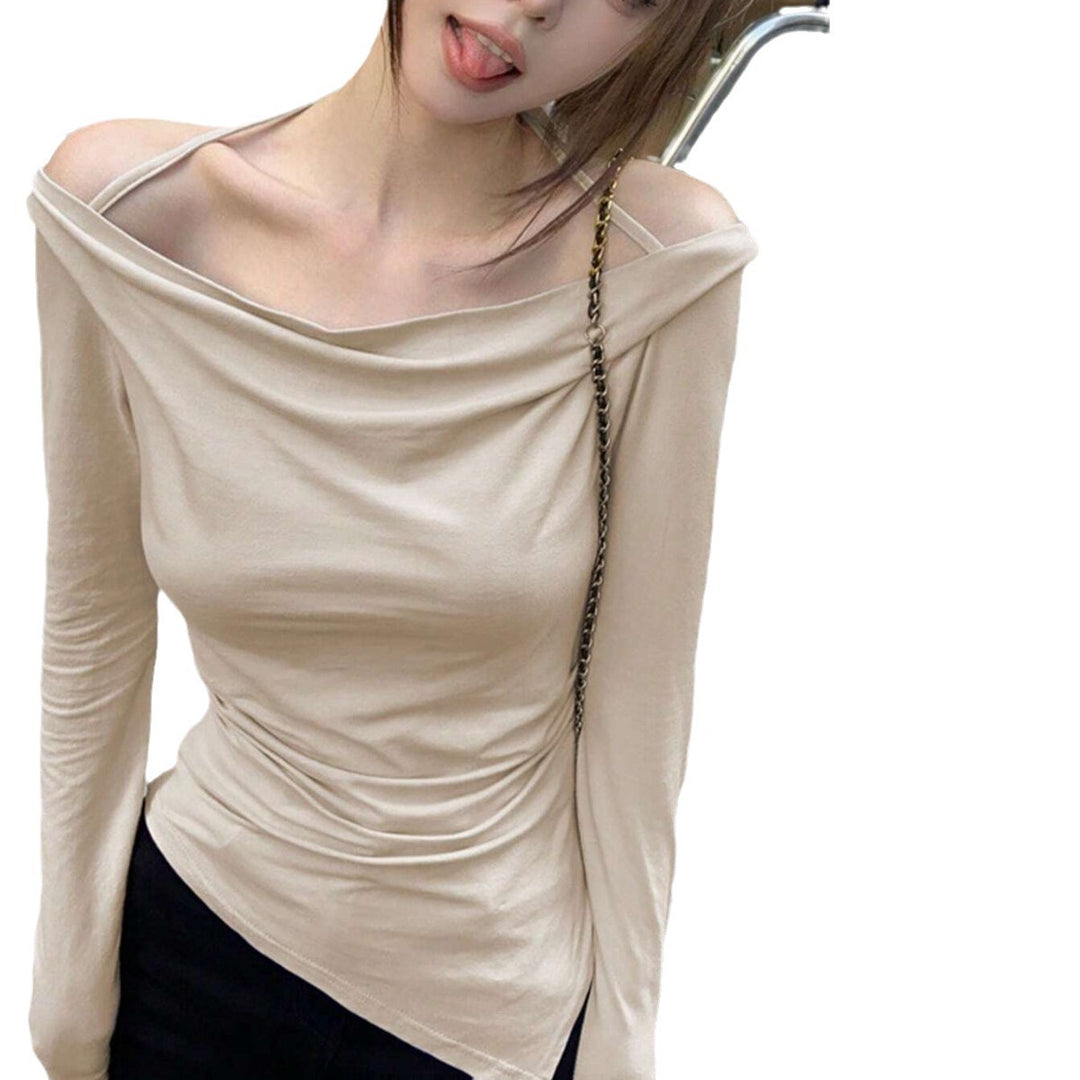 Damen schulterfreies Cowl-Longsleeve mit feinen Spaghettiträgern und sculptender Taillenpassform – Avérine