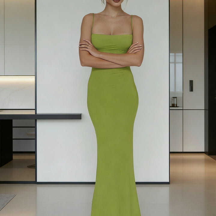 Damen Formschmeichelndes Maxikleid mit schmalen Trägern und elastischem Stoff Echo Archiv