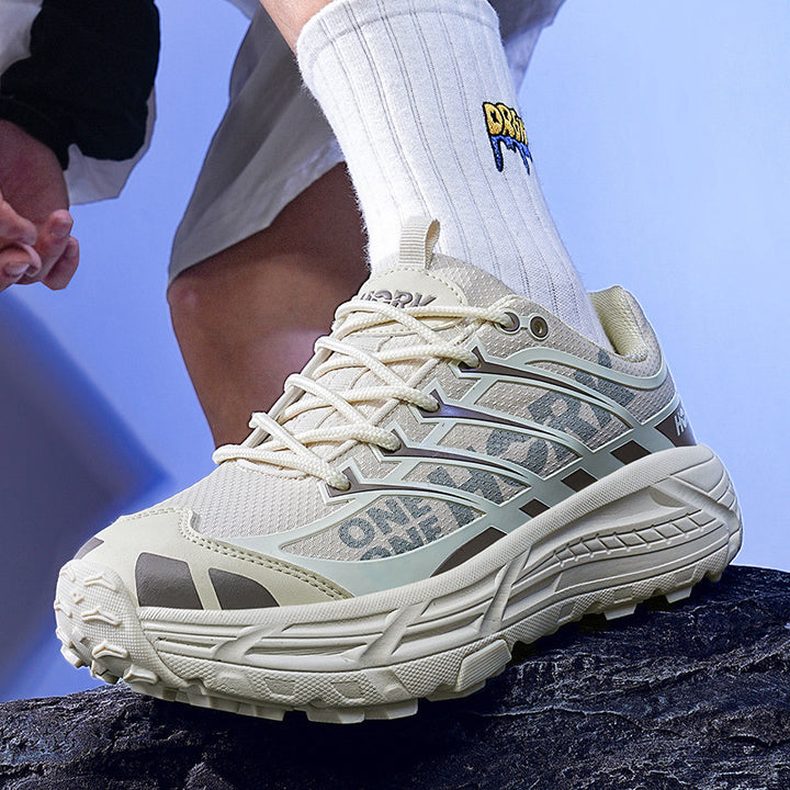 Herren technische Trailrunning-Sneaker mit stoßdämpfender Hohlkern-Zwischensohle verstärkter Zehenkappe und griffiger Offroad-Profilsohle – Tavélo