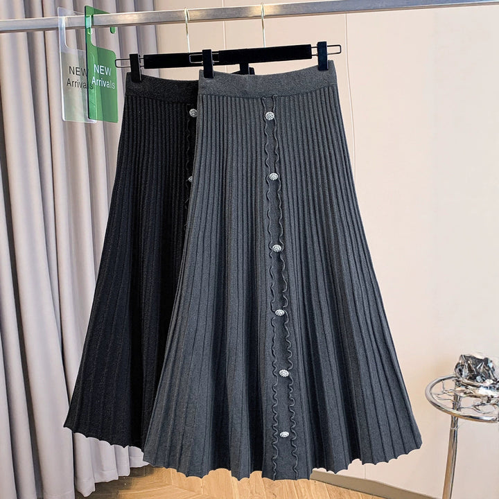 Damen Eleganter plissierter Maxirock mit Knopfdetails Echo Archiv