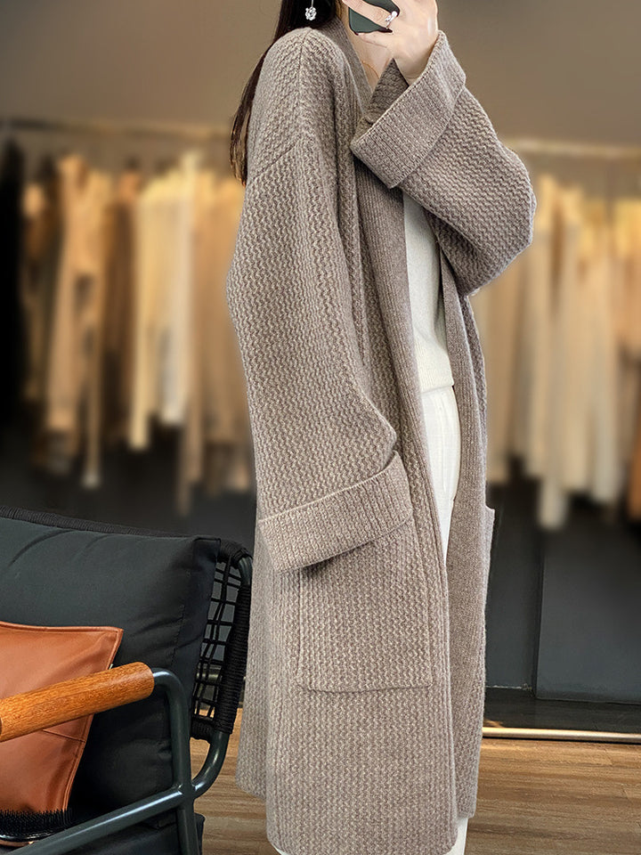 Damen Langer Oversize-Strickcardigan mit Strukturmuster und aufgesetzten Taschen Echoarchiv