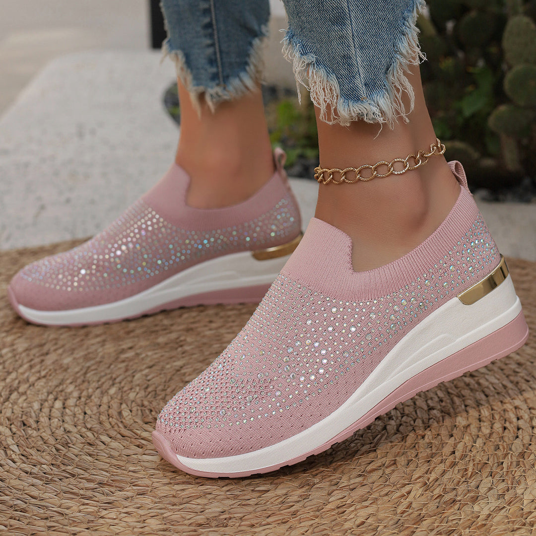 Damen  Strick Slip-On Sneaker mit funkelndem Strassbesatz, elastischem Einstieg und dämpfender Plateausohle Echo Archiv
