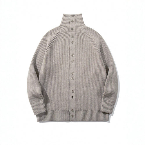 Herren grobgestrickter Knopfcardigan mit hohem Rollkragen und Raglanärmeln Echo Archiv