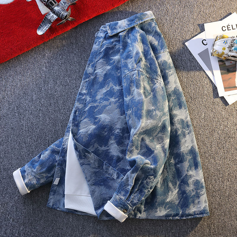 Herren lässige Denim-Hemdjacke im modernen Camouflage-Design Echoarchiv