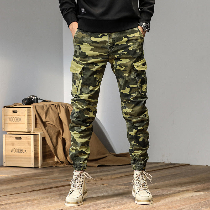 Herren Cargo-Hose mit Camouflage-Muster und praktischen Taschen Echoarchiv