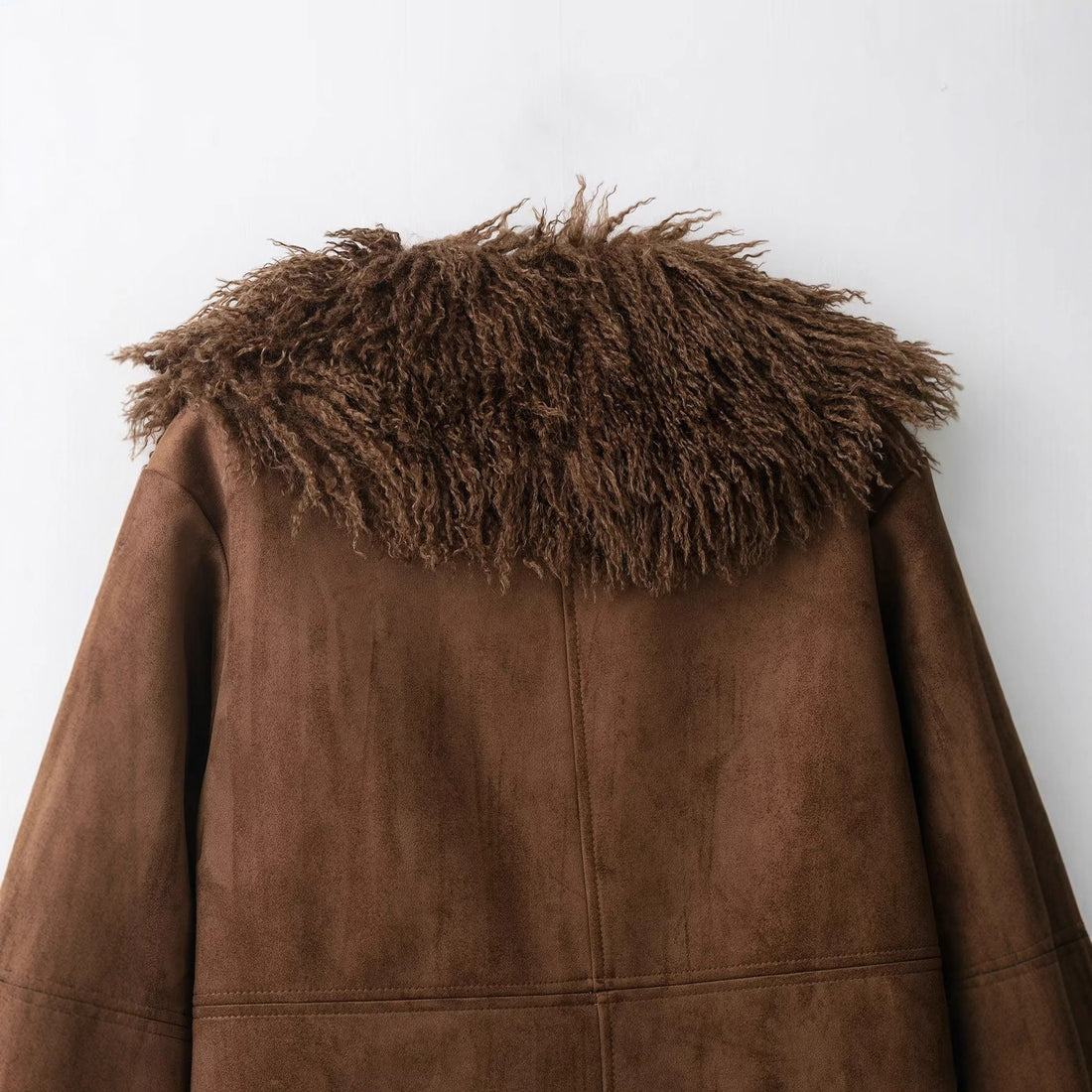 Damen Lammfelloptik-Mantel mit voluminösem Teddykragen Echoarchiv
