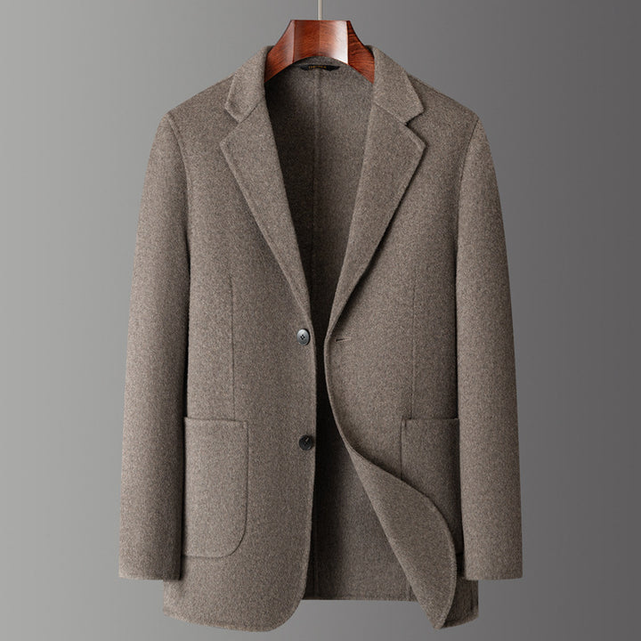 Herren eleganter Wollblazer mit klassischem Schnitt und tiefen Taschen Echoarchiv