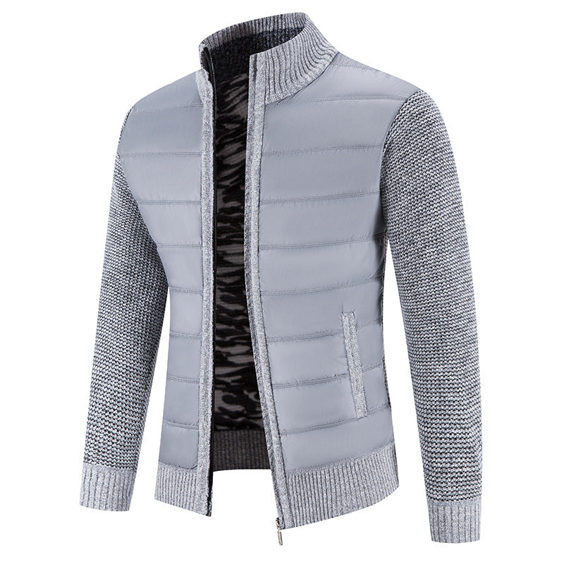 Herren nan Hybrid-Strick-Steppjacke mit wattierter Front, ergonomischen Strickärmeln und hohem Stehkragen Echo Archiv