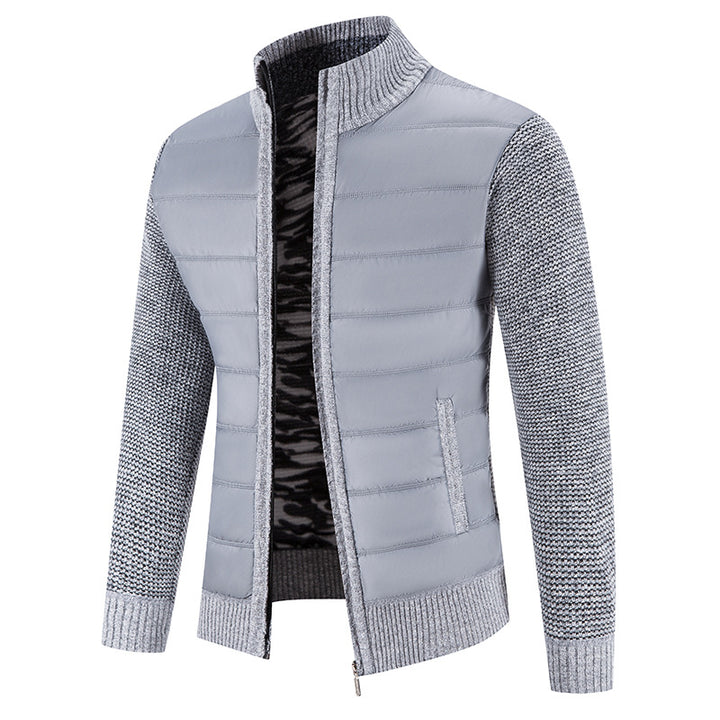 Herren nan Hybrid-Strick-Steppjacke mit wattierter Front, ergonomischen Strickärmeln und hohem Stehkragen Echo Archiv