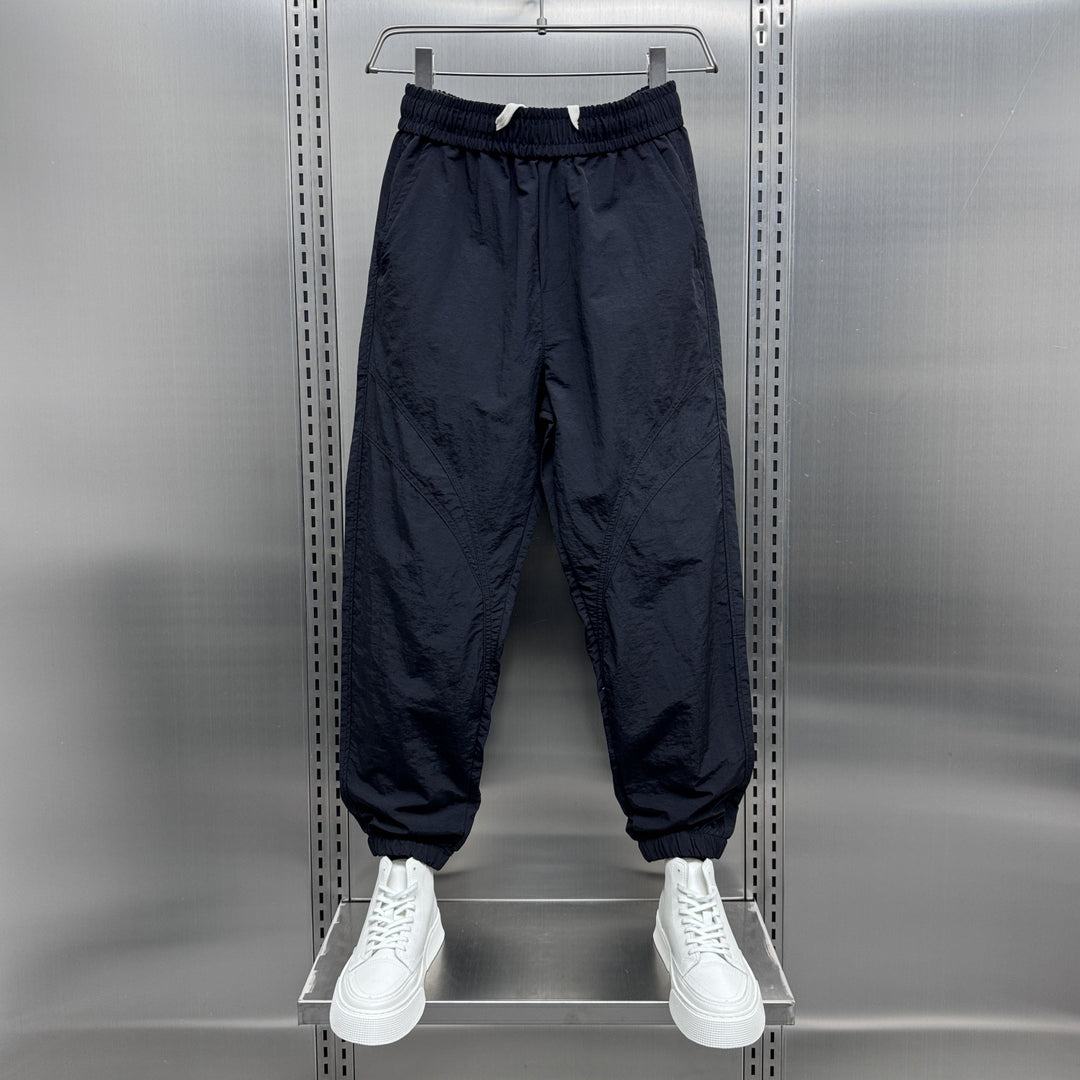 Herren Bequeme und stylische Trainingshose Echoarchiv