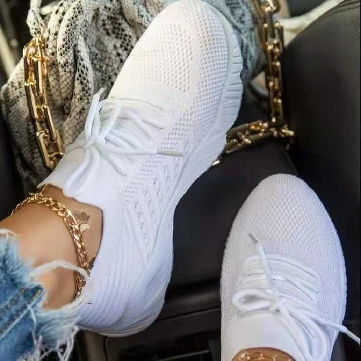 Damen  leichte Strick-Sneaker mit sockenähnlichem Obermaterial, gepolsterter Komfortsohle und flexibler Profil-Laufsohle Echo Archiv