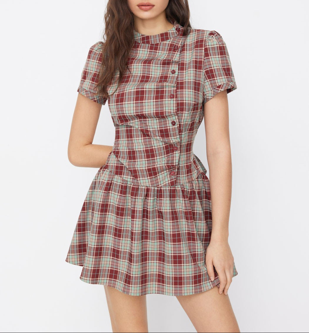 Damen Minikleid mit Knopfdetails und gerafftem Schnitt Echo Archiv