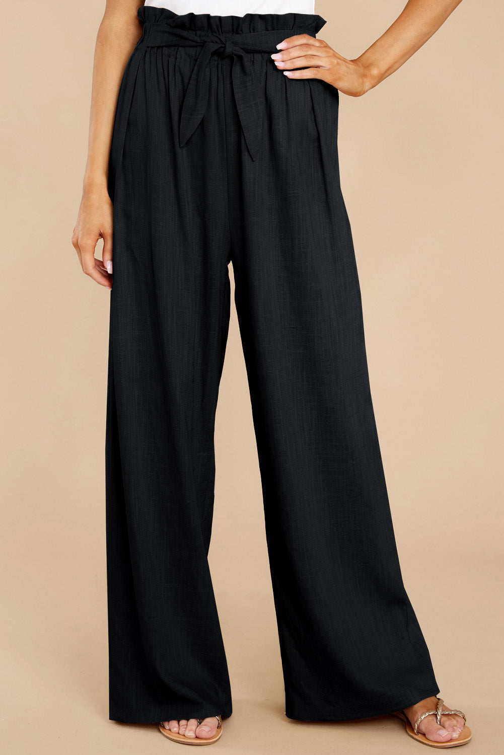 Damen nan Leinenhose mit Paperbag-Bund und weitem Bein Echo Archiv